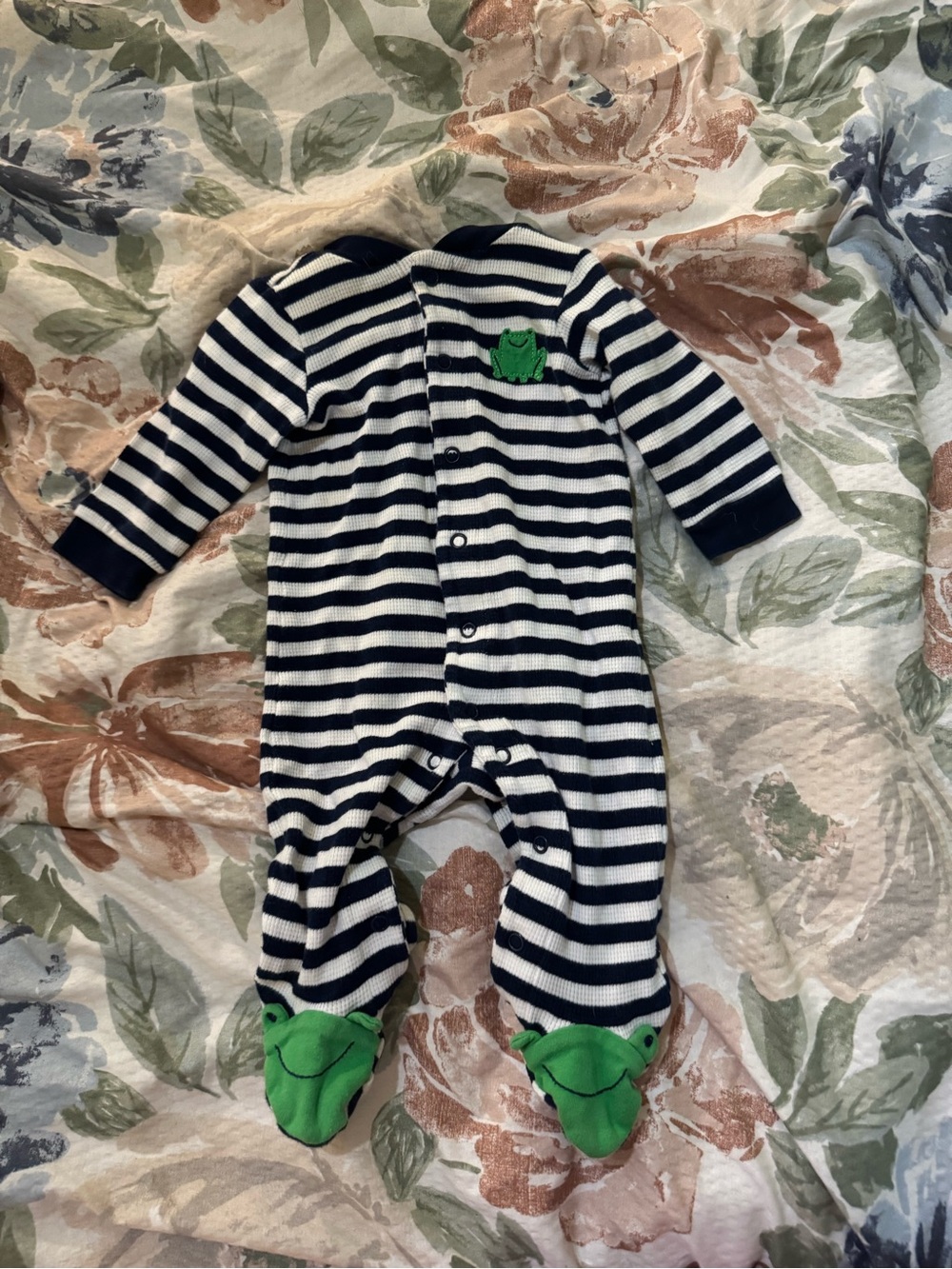 Carter's Striped Footie Baby 6M Like New